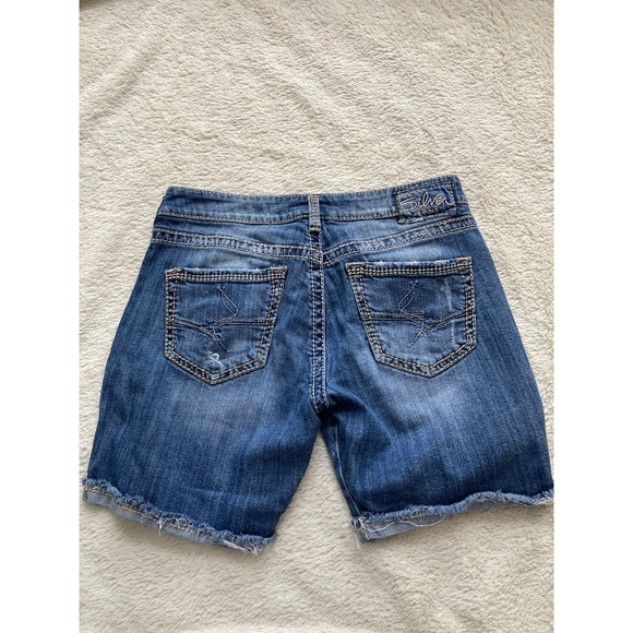 Silver Women’s Jean Shorts Distressed Waist 28 Sammy Short - Picture 2 of 12